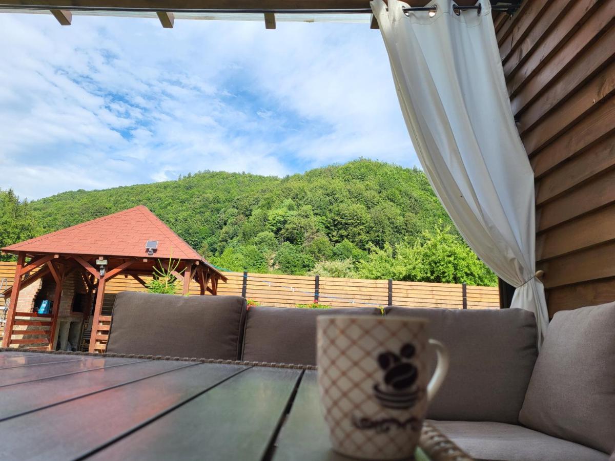 Bed and Breakfast Sura Lu' Vasile. Crivina  Exterior foto